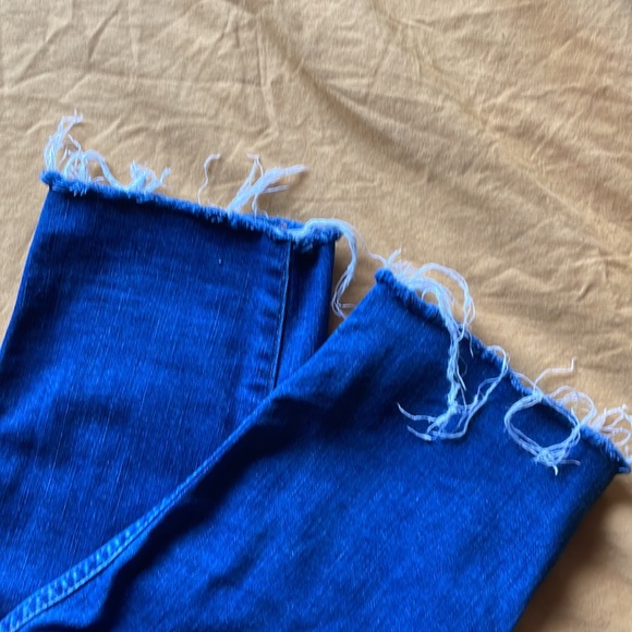 Madewell Button Fly 10” High Rise Straight Leg Jean - Picture 4 of 7